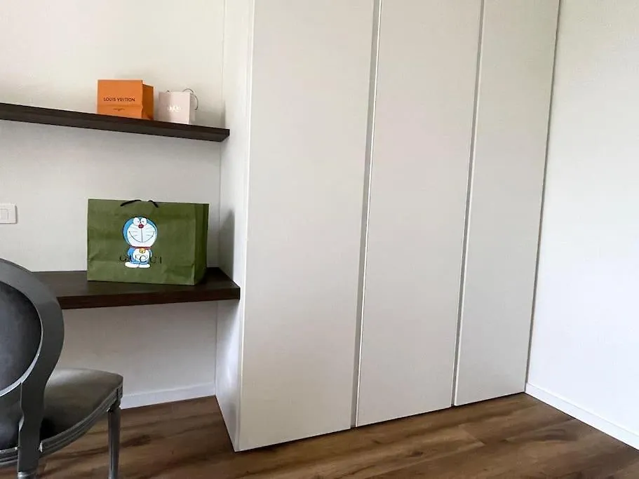 Lula Milano - Zara M3-M5 Appartement Italië